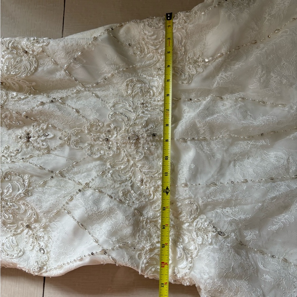 Signature by Justin Alexander White Lace Dress - Picture 5 of 14